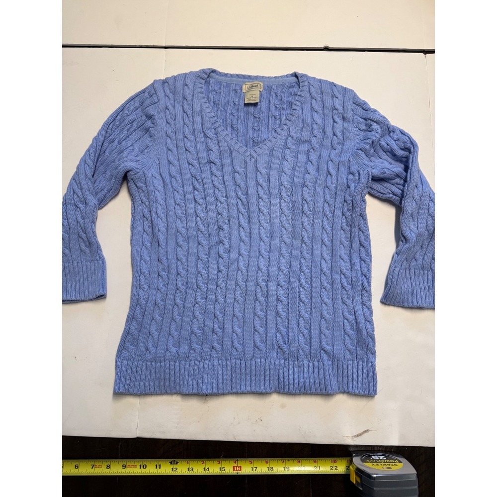 LL Bean Womens Blue Cable Knit Cotton V-Neck Sweater Size M 271671